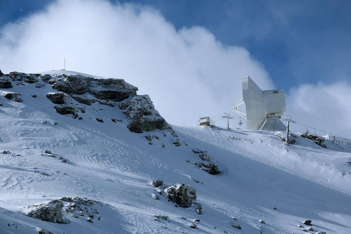 Das 30-Meter-Radioteleskop des IRAM am Pico Veleta